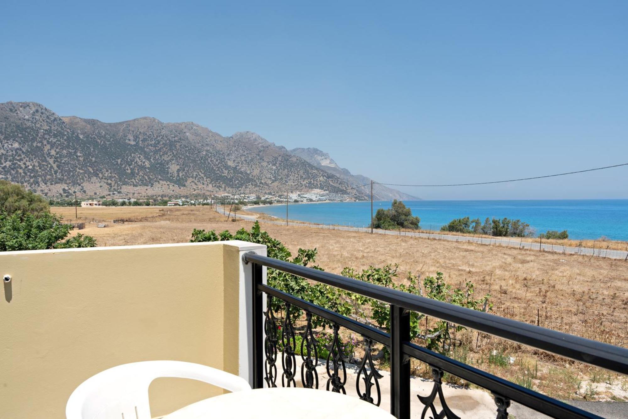 Athina Seaside Apartment